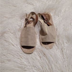 Michael Kors sandal 7.5